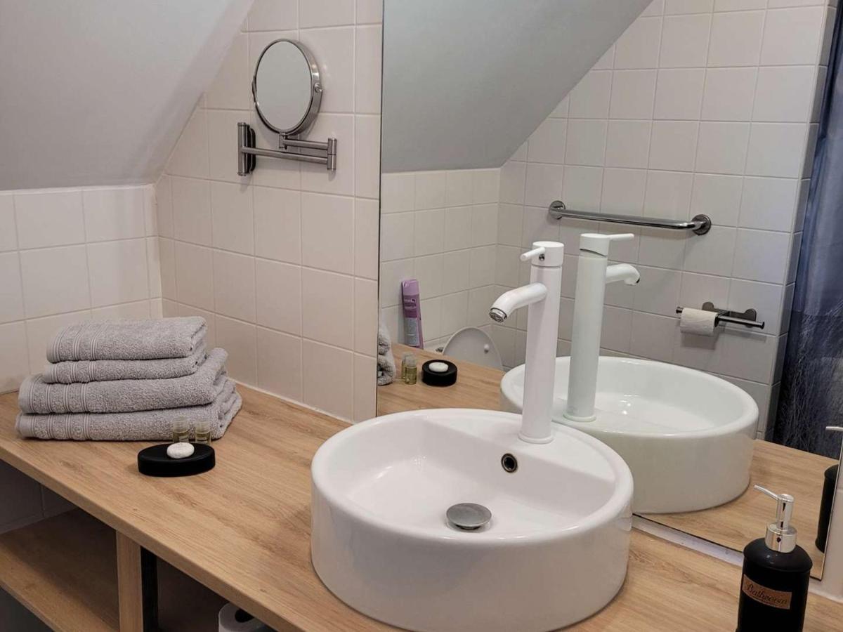 Duplex Neuf Avec Balcon Vue Mer, Parking Prive Et Wifi - 2 Pers, Proche Commerces - Fr-1-675-19 Apartment Wimereux Luaran gambar